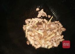 蒜苔炒肉的做法图解2