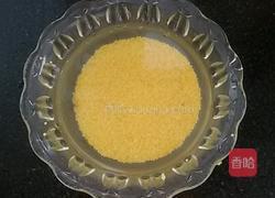 海参小米粥的做法图解4