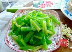 芹菜拌腱肉的做法图解8