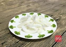 洋葱木耳炒土鸡蛋的做法图解1