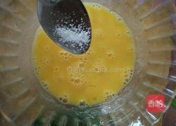 葱油鸡蛋饼的做法图解2