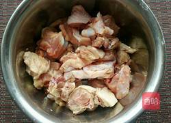 辣子鸡块的做法图解1