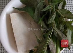 凉拌香椿芽的做法图解1