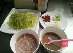 枸杞肉丝的做法图解2