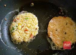 米饭鸡蛋煎饼的做法图解8