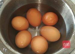 啤酒卤鸡蛋的做法图解1