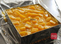 芒果果冻慕斯蛋糕的做法图解8