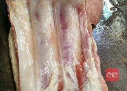 菠萝排骨的做法图解1