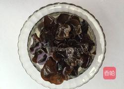 腐竹木耳拌黄瓜的做法图解2