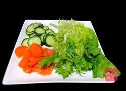 清爽排毒菌类蔬菜沙拉的做法图解3