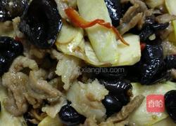 茭白木耳炒肉的做法图解8