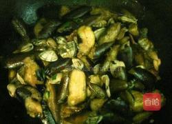 蚬子炖茄子的做法图解8