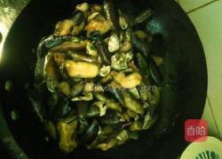 蚬子炖茄子的做法图解9