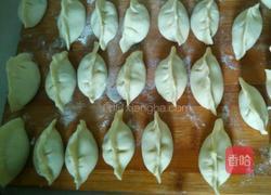 婆婆丁肉水饺的做法图解5