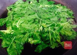 凉拌芹菜叶的做法图解2