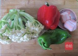 花菜炒肉的做法图解1