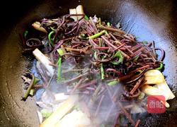 干煸猴腿土豆条的做法图解8