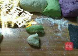 彩色饺子的做法图解1