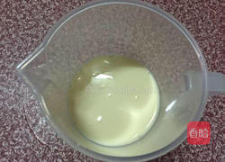 牛奶炖鸡蛋的做法图解5