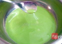 斑兰草莓千层蛋糕的做法图解5