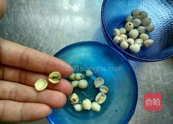 百合莲子瘦肉粥的做法图解2