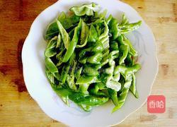 辣椒炒鸡蛋的做法图解4