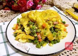 豌豆炒鸡蛋的做法图解5