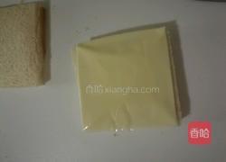 鸡蛋肉松三明治的做法图解3