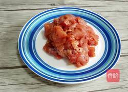 莴苣炒肉的做法图解2