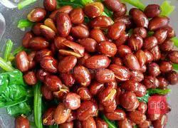 Illustration of how to make spinach and peanuts with vinegar 12