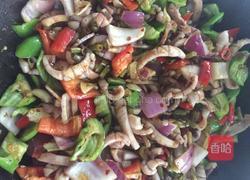 泡椒爆炒鱿鱼的做法图解6