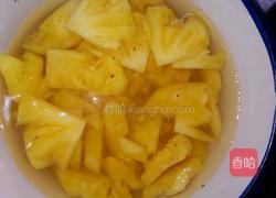 削菠萝的做法图解8
