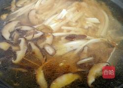 酸辣香菇豆腐汤的做法图解5