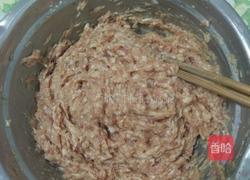 茄汁芝麻小肉丸的做法图解2