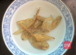 花胶煲鸡的做法图解2