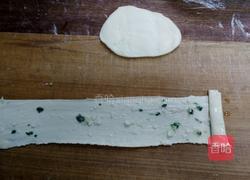 葱油千层饼的做法图解3