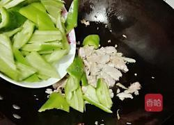 青椒炒腐竹的做法图解9