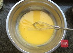 8寸戚风蛋糕的做法图解2