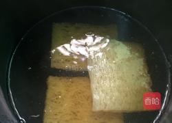 鸡蛋面条的做法图解3