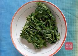 香椿拌蒜薹的做法图解6