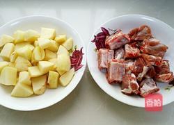 家常红烧排骨土豆的做法图解1