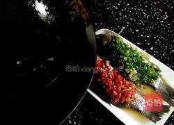 剁椒鲫鱼的做法图解17