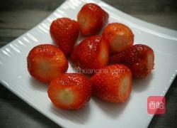 草莓奶油蛋糕卷的做法图解15