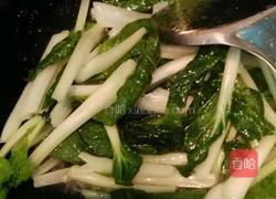 清炒虾皮小白菜的做法图解6