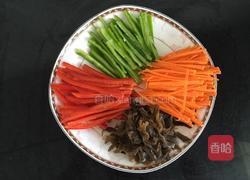 五彩茭白的做法图解2