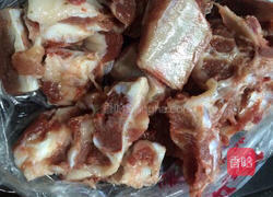 炖墨鱼排骨汤的做法图解2