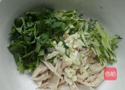 香辣手撕鸡腿的做法图解7