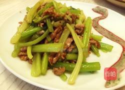 芹菜肉丝的做法图解7