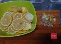 止咳圣品密炼枇杷膏的做法图解2