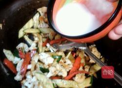 素炒菜花的做法图解6